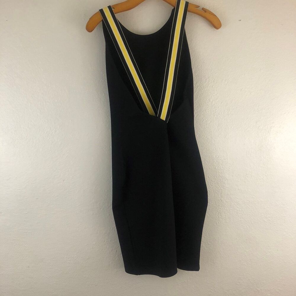 Dress - Picture 3 of 6